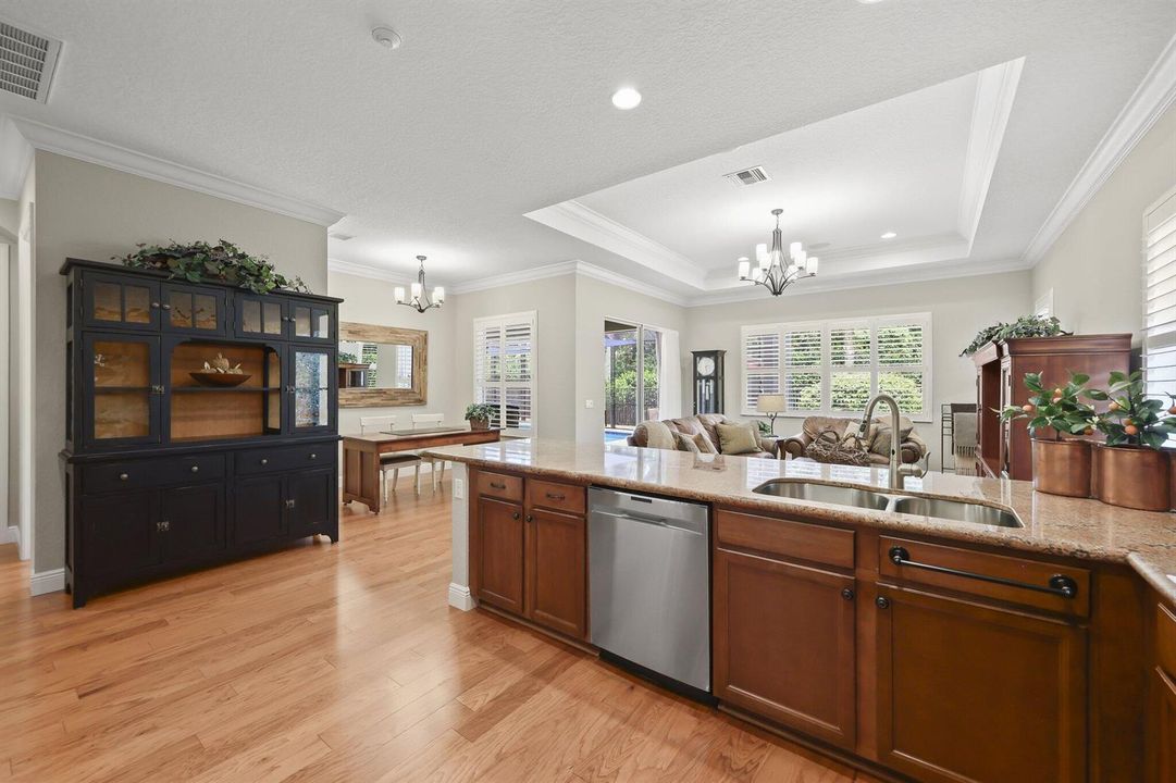 12181 Aviles Circle - 14.jpg-SMALL