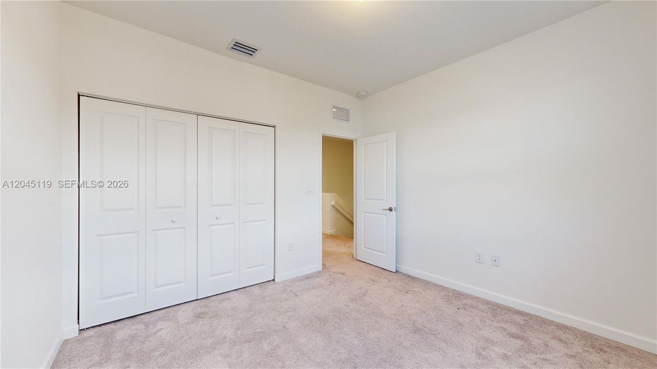 For Rent: $3,100 (3 beds, 2 baths, 1832 Square Feet)