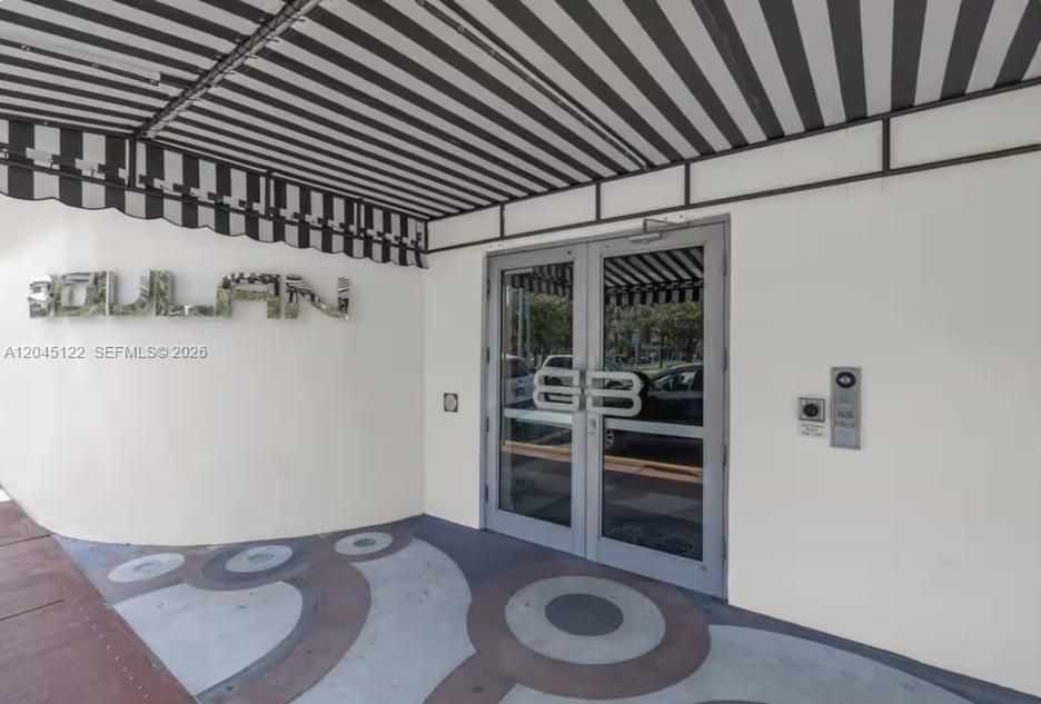 For Sale: $649,000 (1 beds, 1 baths, 750 Square Feet)