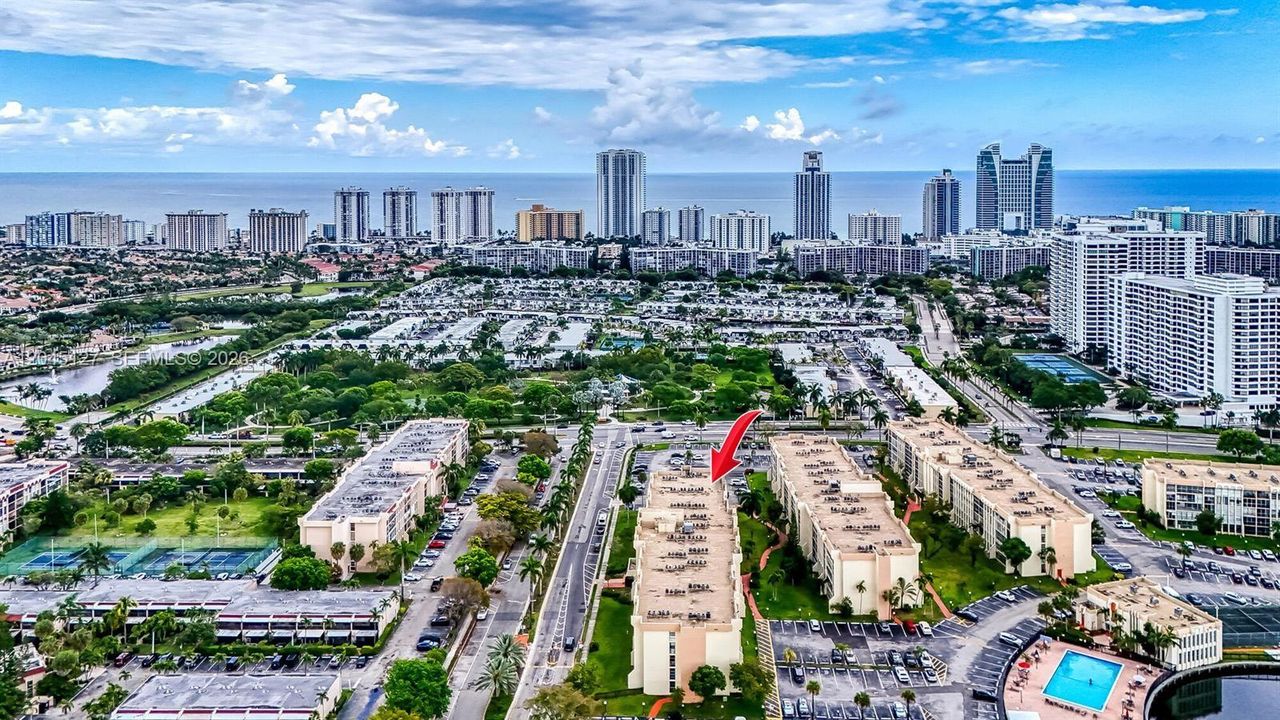 For Rent: $2,700 (3 beds, 2 baths, 1210 Square Feet)