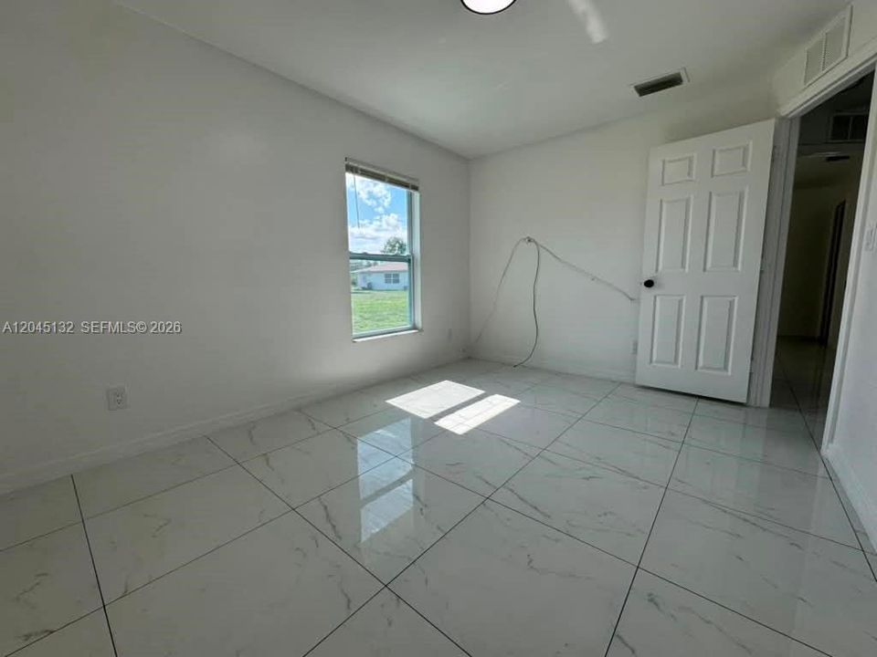 En Renta: $1,800 (3 camas, 2 baños, 0 Pies cuadrados)