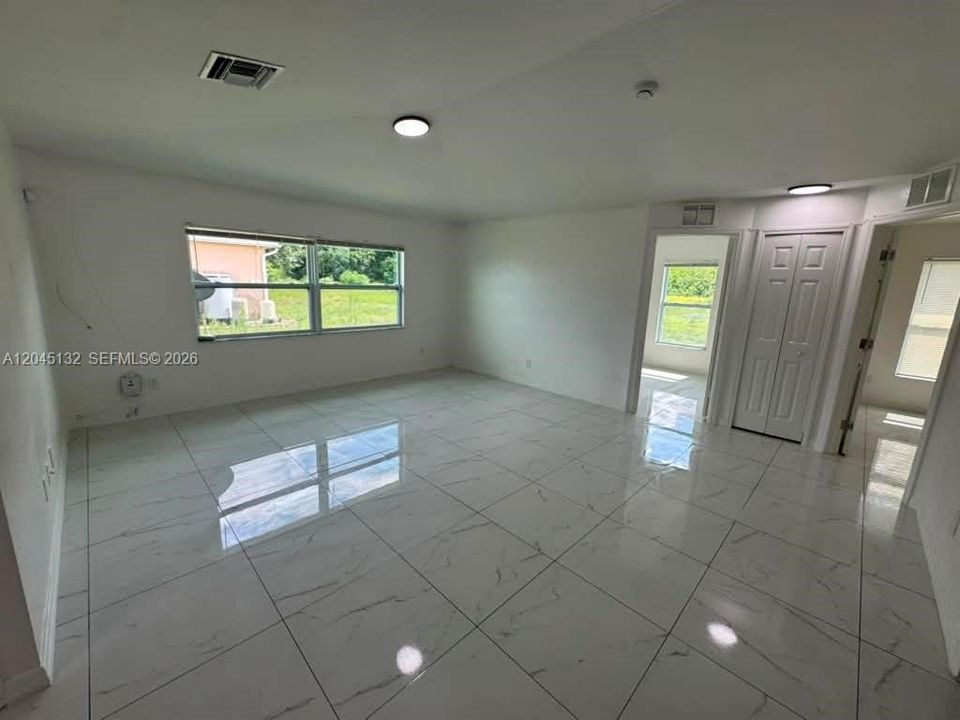En Renta: $1,800 (3 camas, 2 baños, 0 Pies cuadrados)