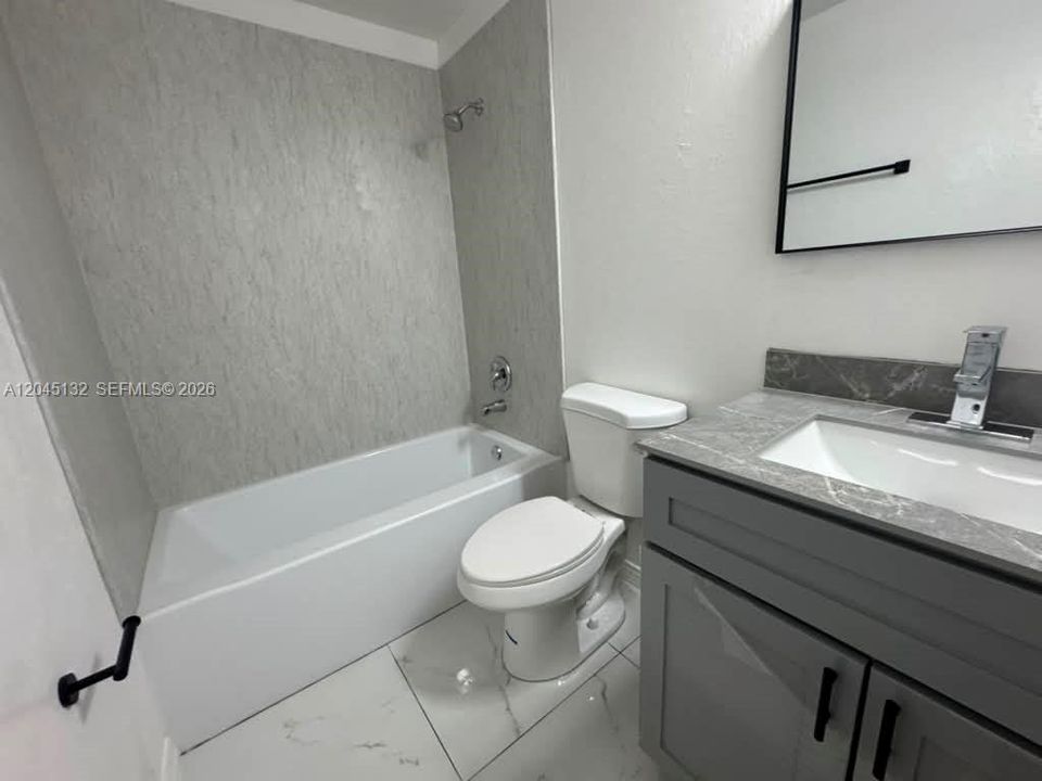 En Renta: $1,800 (3 camas, 2 baños, 0 Pies cuadrados)