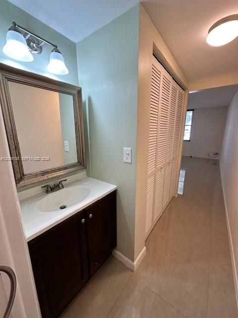 В аренду: $1,950 (1 спален, 1 ванн, 787 Квадратных фут)