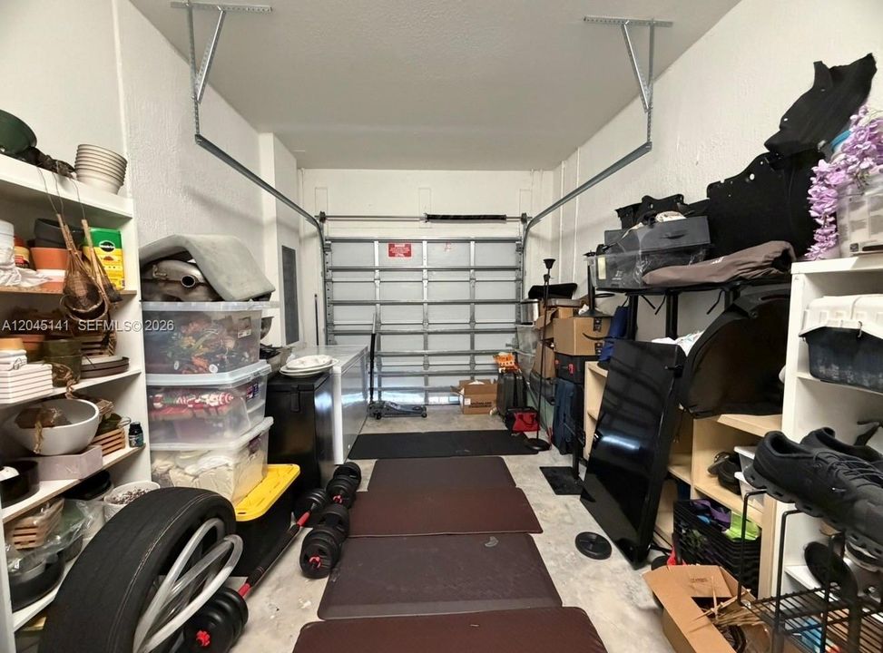 В аренду: $4,500 (4 спален, 2 ванн, 1773 Квадратных фут)