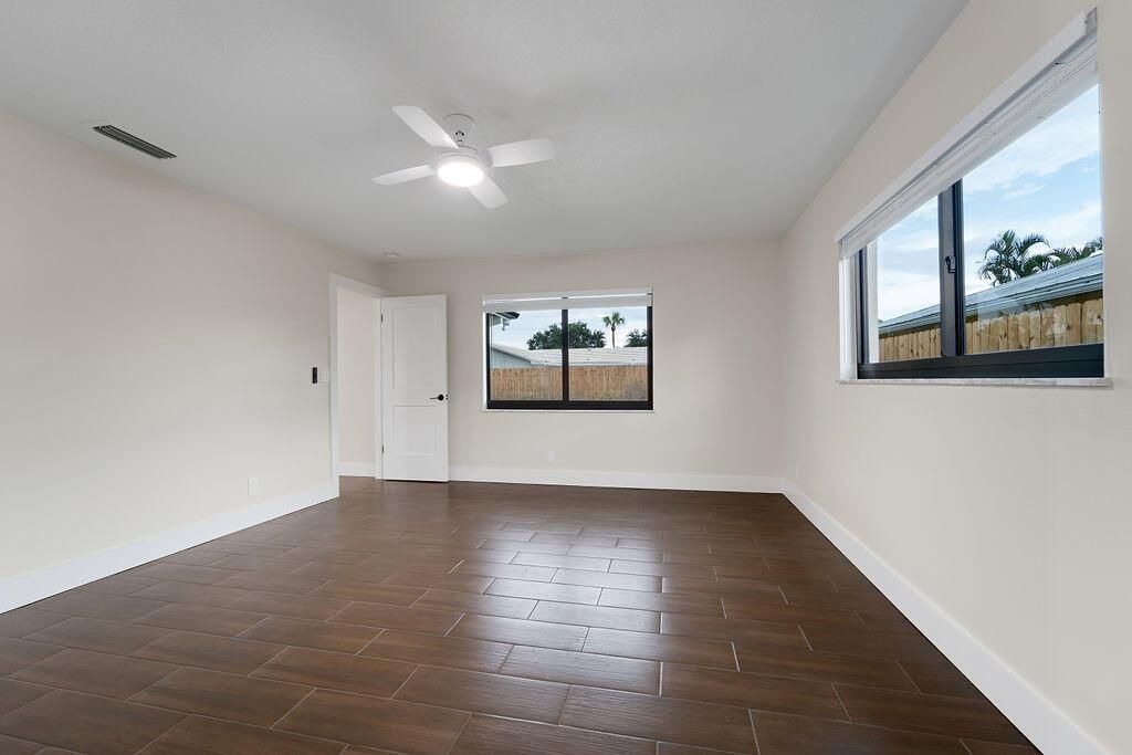 11910ButternutStreet24-1
