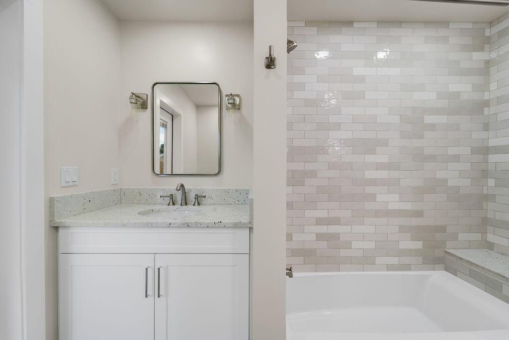 11910ButternutStreet10-1