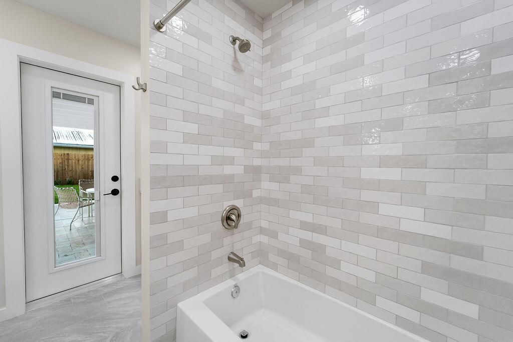 11910ButternutStreet11-1
