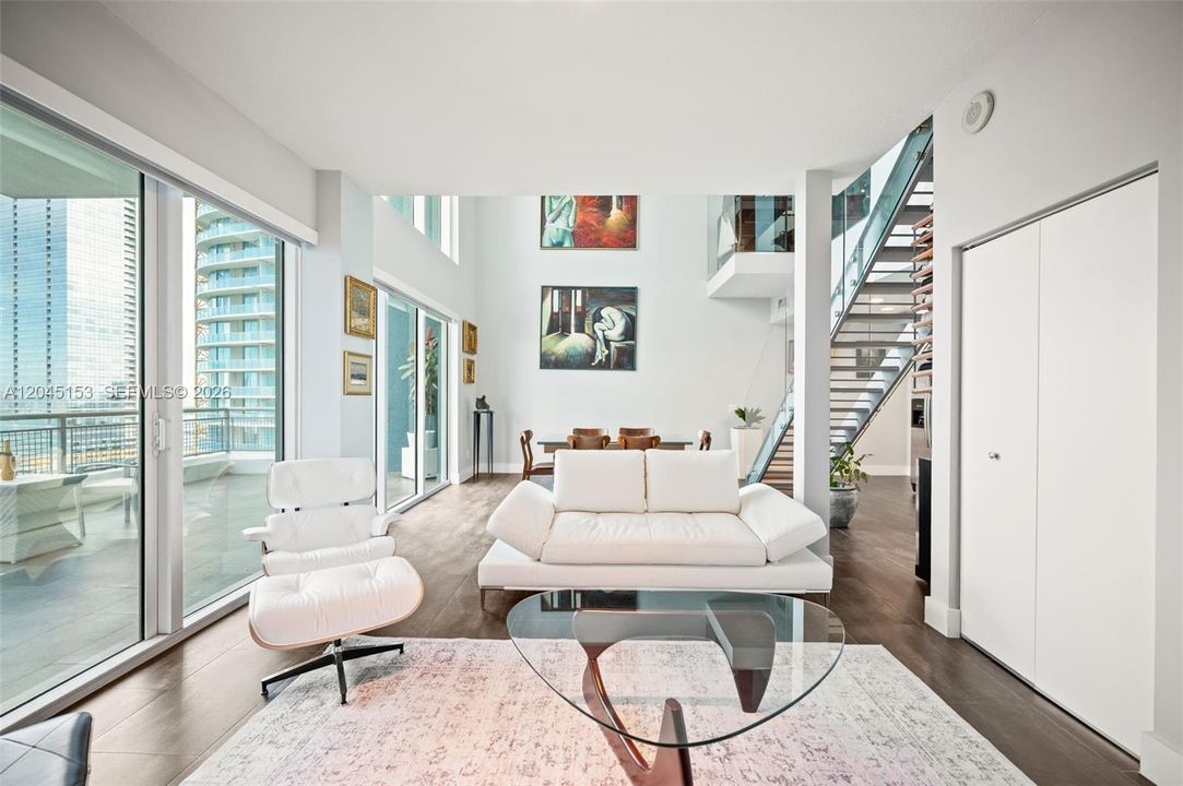 For Sale: $850,000 (2 beds, 3 baths, 1467 Square Feet)