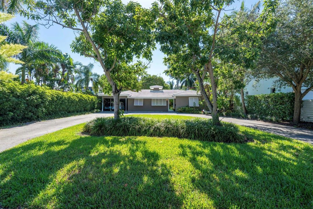 6-web-or-mls-A7407697
