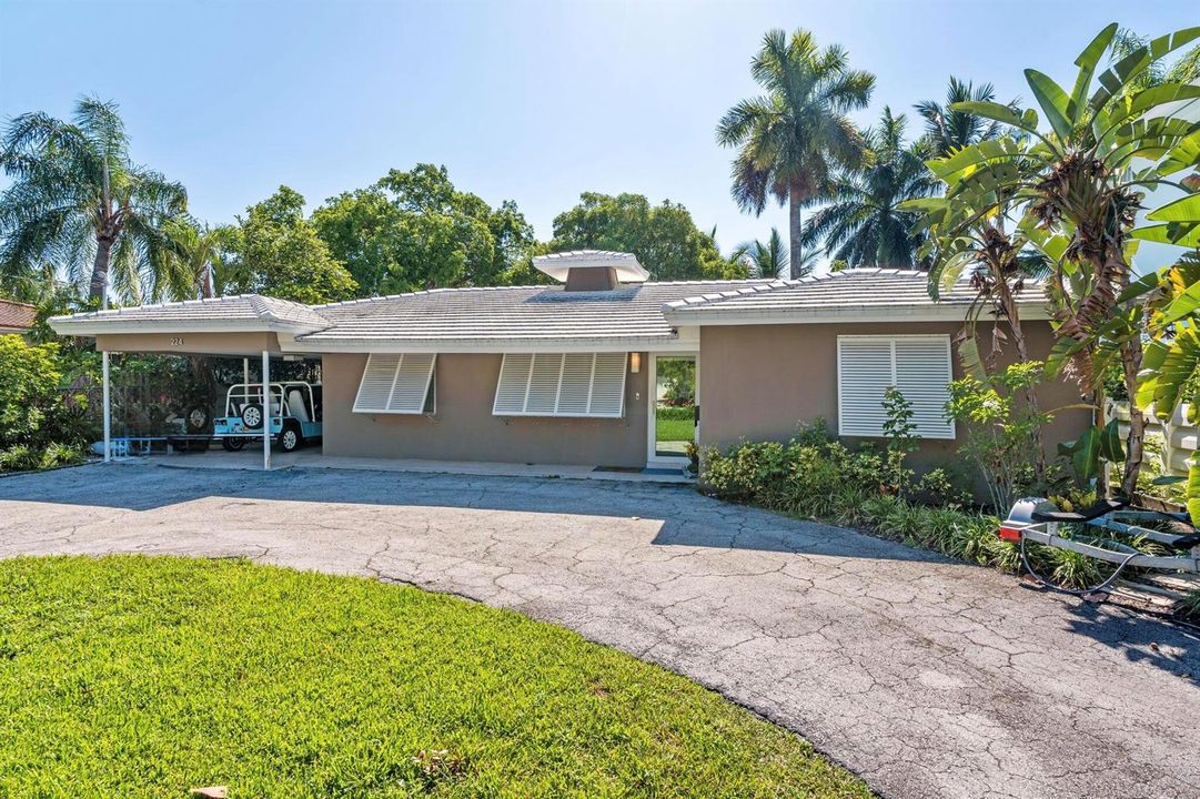 3-web-or-mls-A7407693