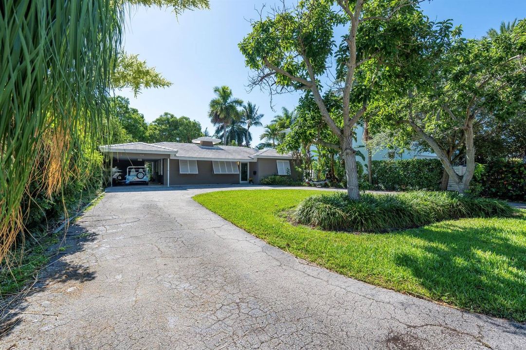 5-web-or-mls-A7407698