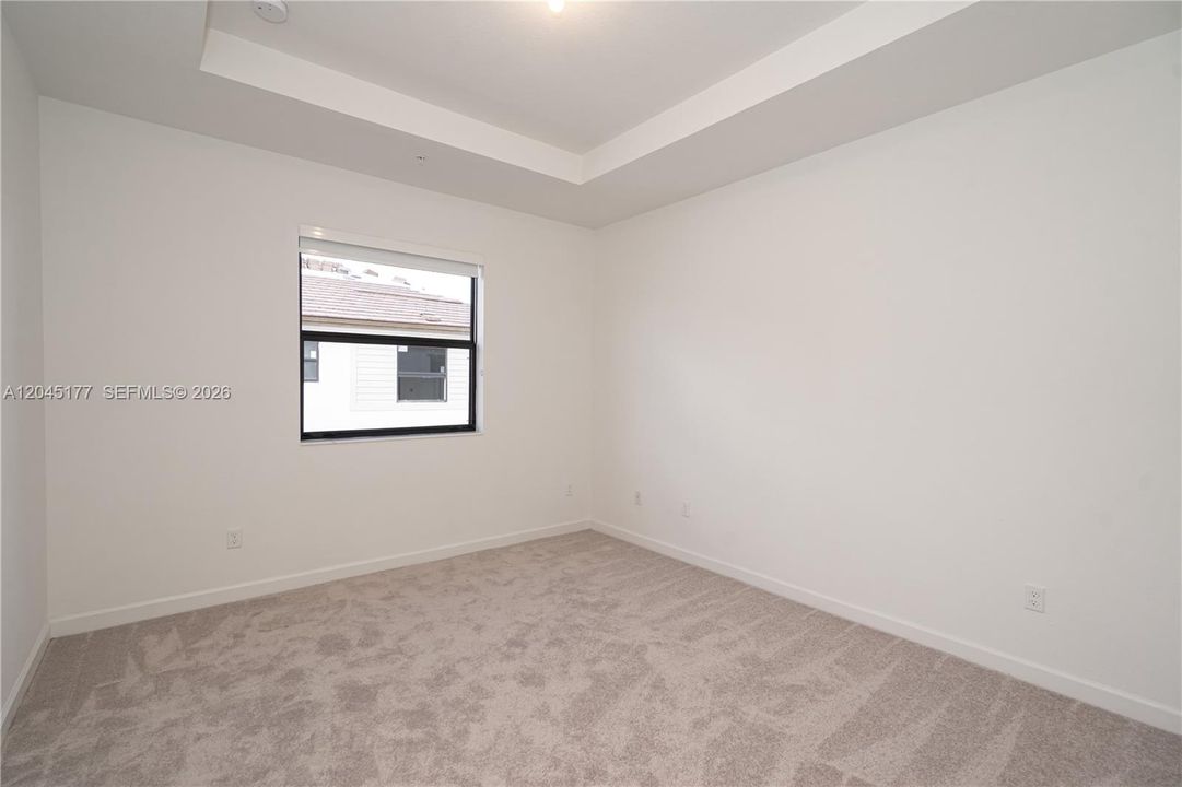 В аренду: $3,400 (3 спален, 2 ванн, 1443 Квадратных фут)