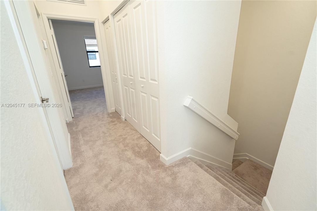 В аренду: $3,400 (3 спален, 2 ванн, 1443 Квадратных фут)