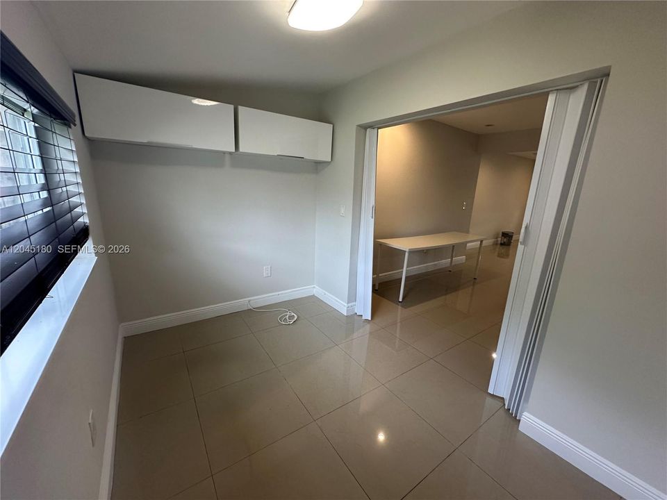 For Sale: $925,000 (3 beds, 2 baths, 1312 Square Feet)