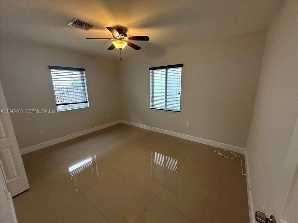 For Sale: $925,000 (3 beds, 2 baths, 1312 Square Feet)