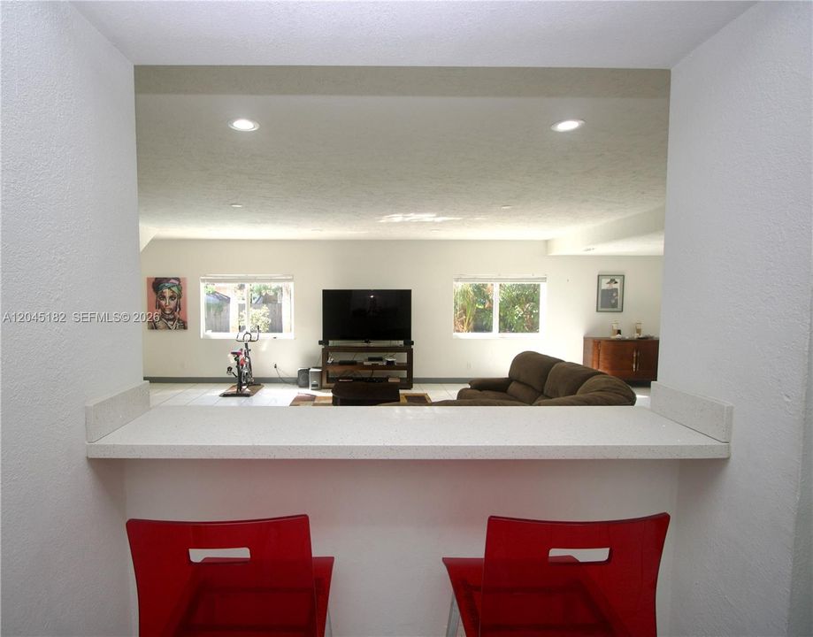 В аренду: $4,499 (4 спален, 3 ванн, 3052 Квадратных фут)
