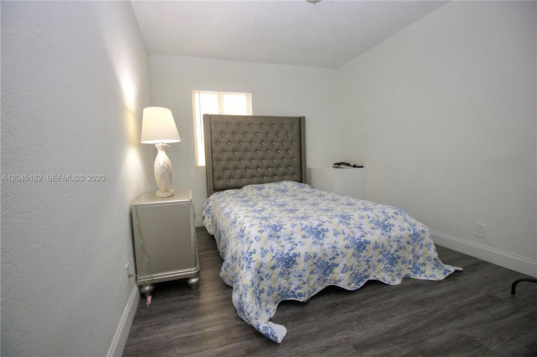В аренду: $4,499 (4 спален, 3 ванн, 3052 Квадратных фут)