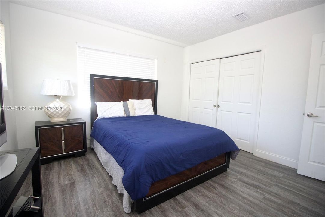 В аренду: $4,499 (4 спален, 3 ванн, 3052 Квадратных фут)