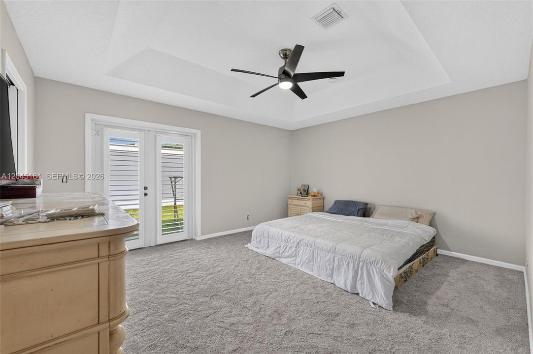 For Sale: $550,000 (3 beds, 2 baths, 1667 Square Feet)