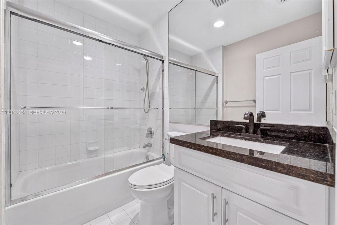 For Sale: $550,000 (3 beds, 2 baths, 1667 Square Feet)