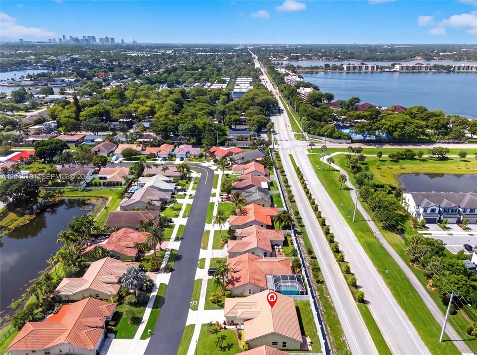 For Sale: $550,000 (3 beds, 2 baths, 1667 Square Feet)