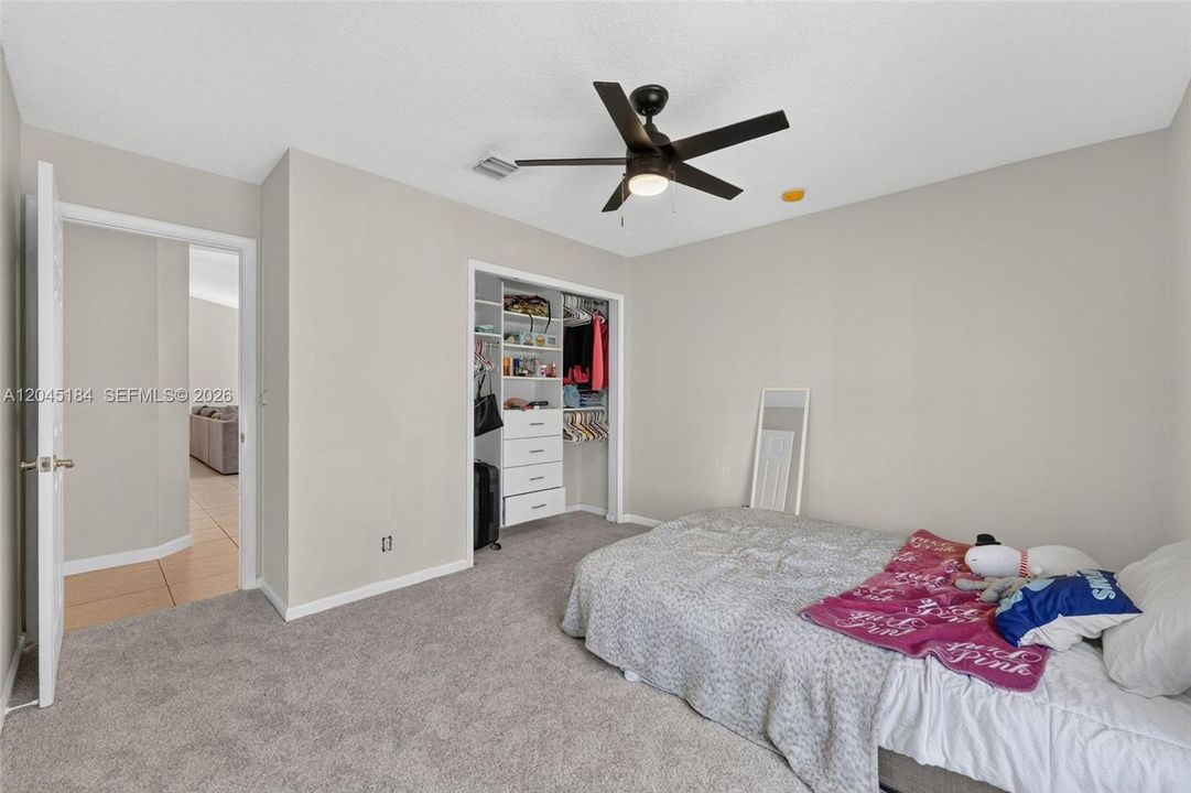 For Sale: $550,000 (3 beds, 2 baths, 1667 Square Feet)