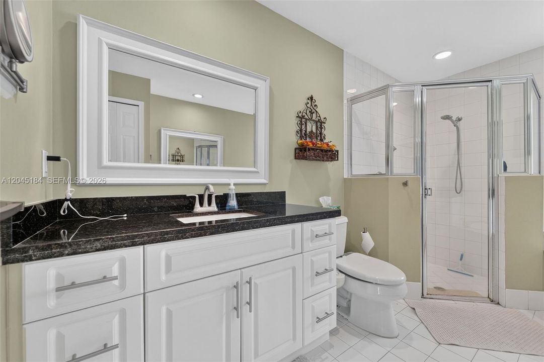 For Sale: $550,000 (3 beds, 2 baths, 1667 Square Feet)