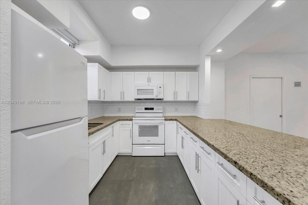 На продажу: $575,000 (2 спален, 1 ванн, 1616 Квадратных фут)