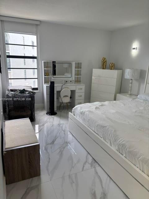 En Renta: $2,800 (2 camas, 2 baños, 1000 Pies cuadrados)