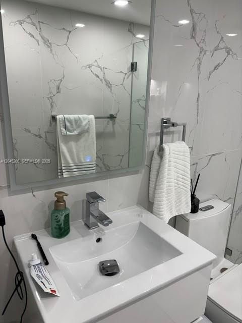 En Renta: $2,800 (2 camas, 2 baños, 1000 Pies cuadrados)