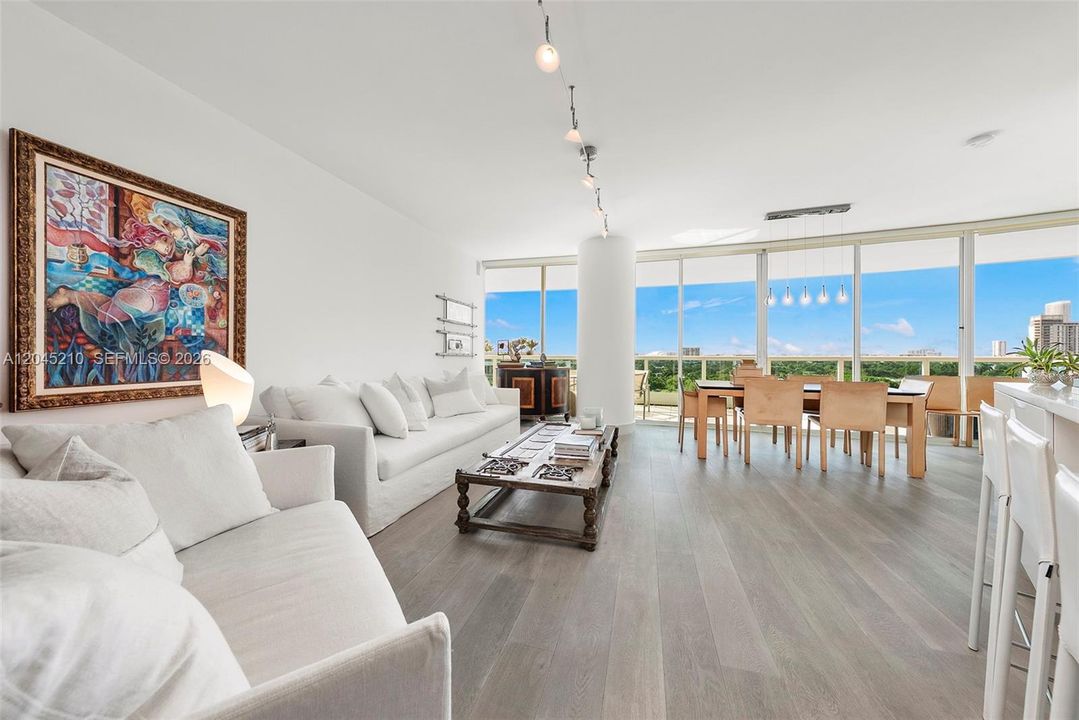For Sale: $1,550,000 (1 beds, 1 baths, 1210 Square Feet)