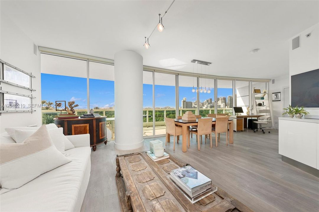 For Sale: $1,550,000 (1 beds, 1 baths, 1210 Square Feet)