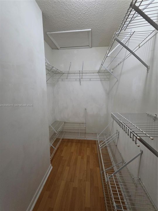 For Rent: $3,300 (3 beds, 2 baths, 1270 Square Feet)