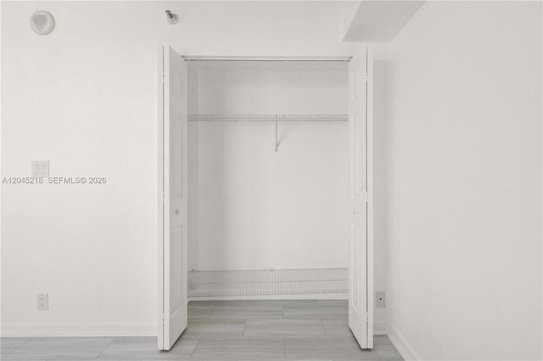En Renta: $3,950 (2 camas, 2 baños, 1361 Pies cuadrados)