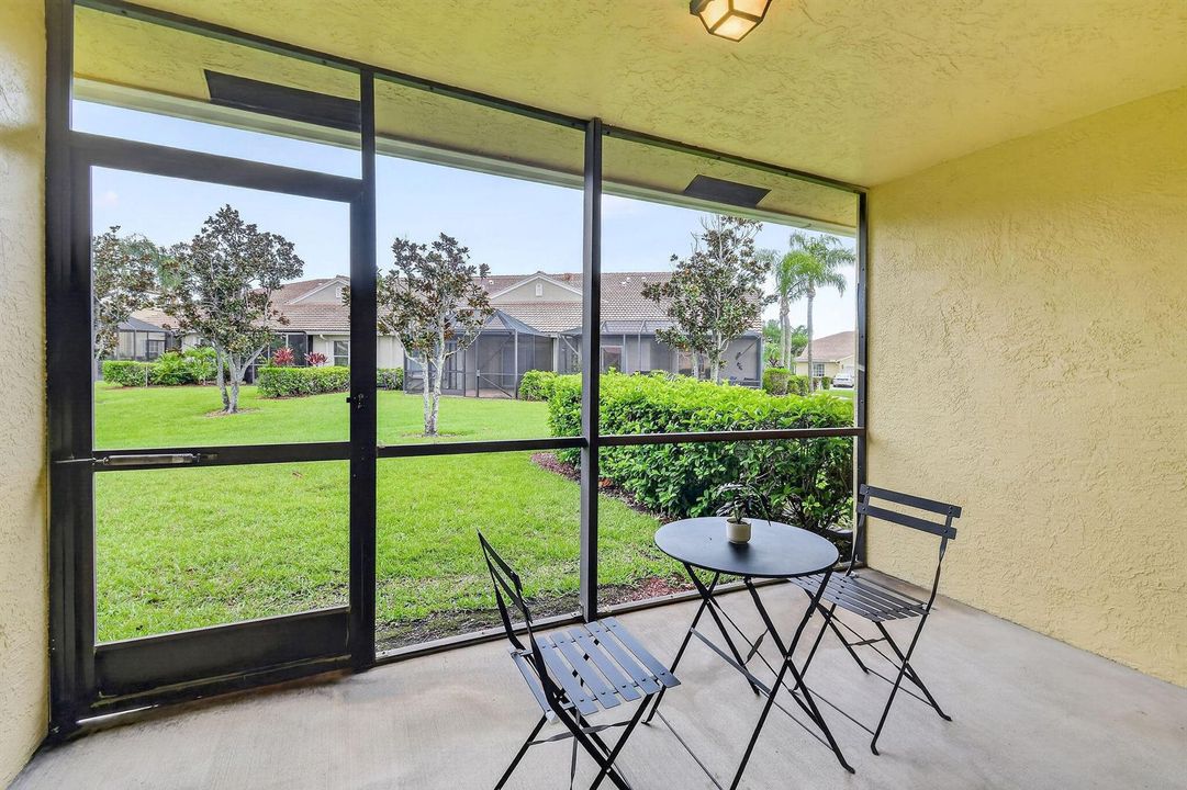 9442BridgeportDr(39)