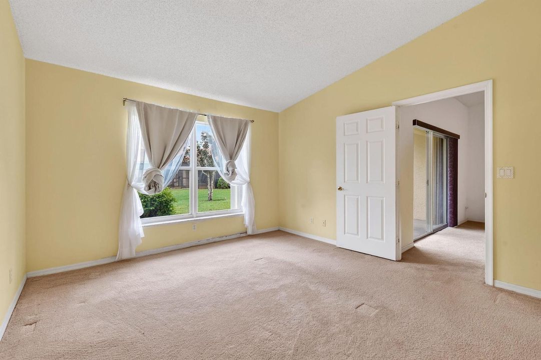 9442BridgeportDr(26)