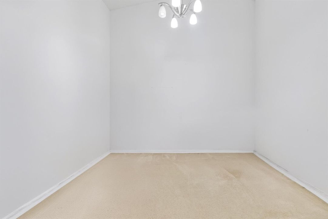 9442 Bridgeport Dr (31) EDIT