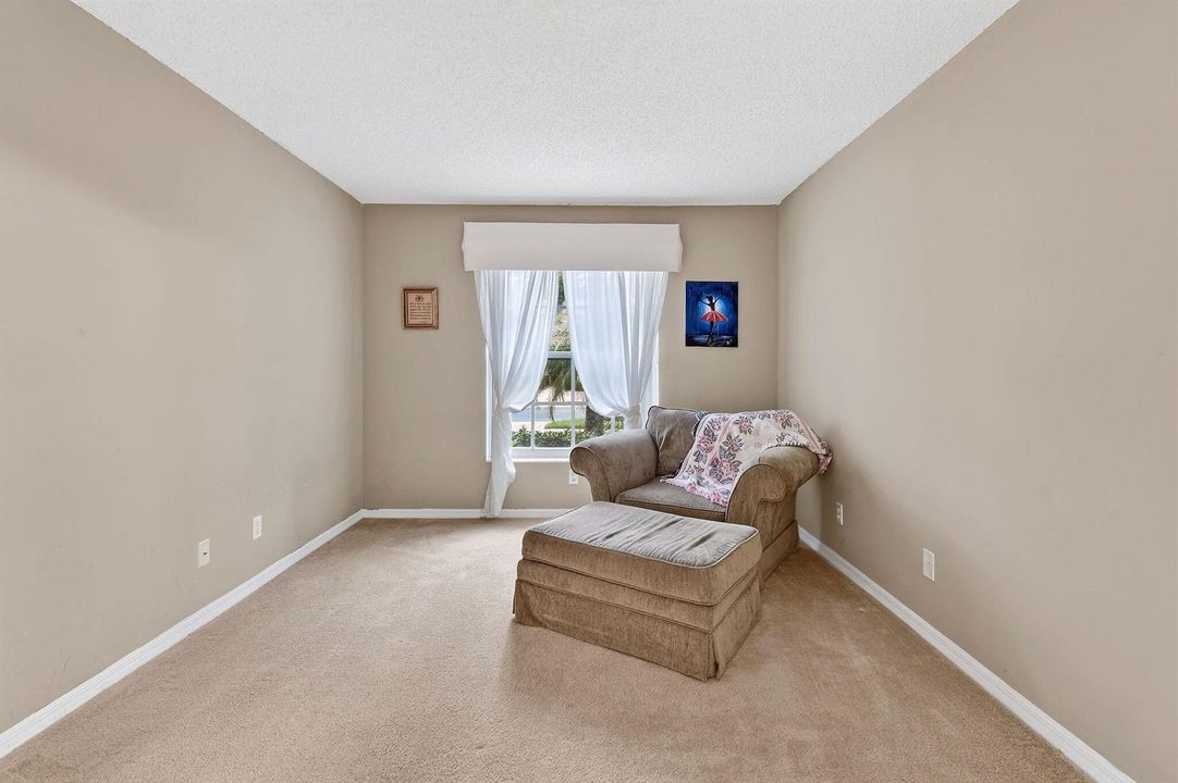 9442BridgeportDr(34)