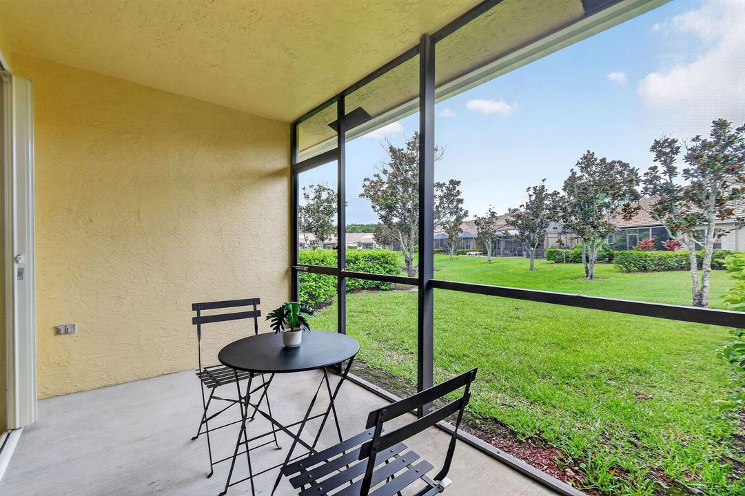 9442BridgeportDr(41)