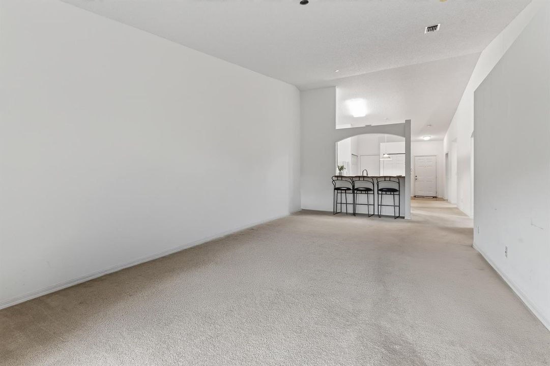 9442 Bridgeport Dr (14) EDIT