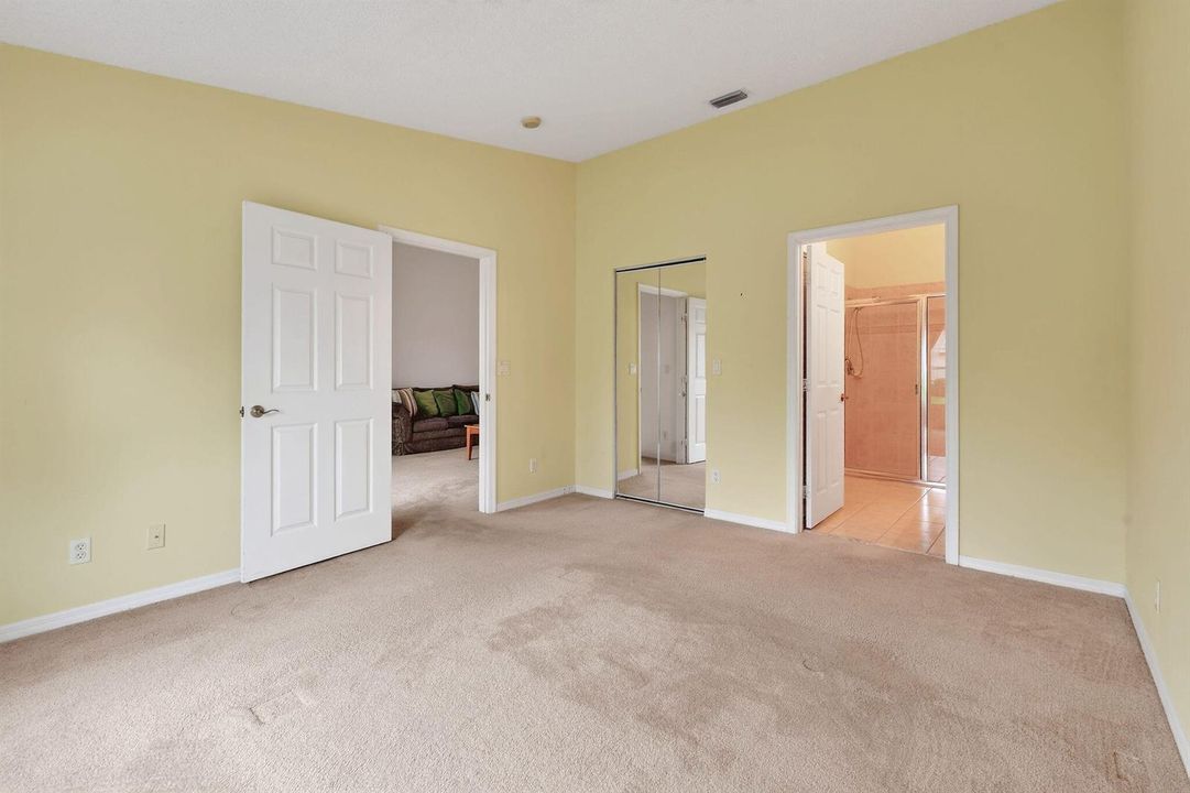 9442BridgeportDr(27)