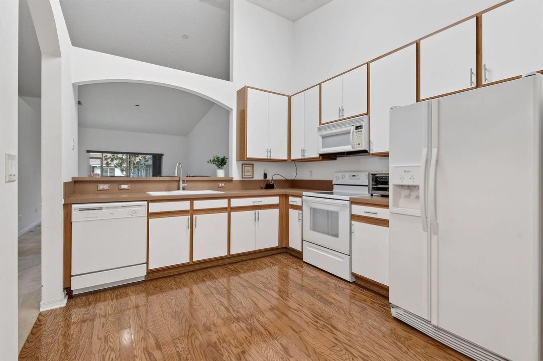 9442BridgeportDr(20)