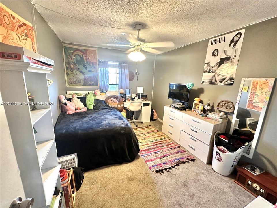 For Rent: $3,000 (3 beds, 2 baths, 1490 Square Feet)