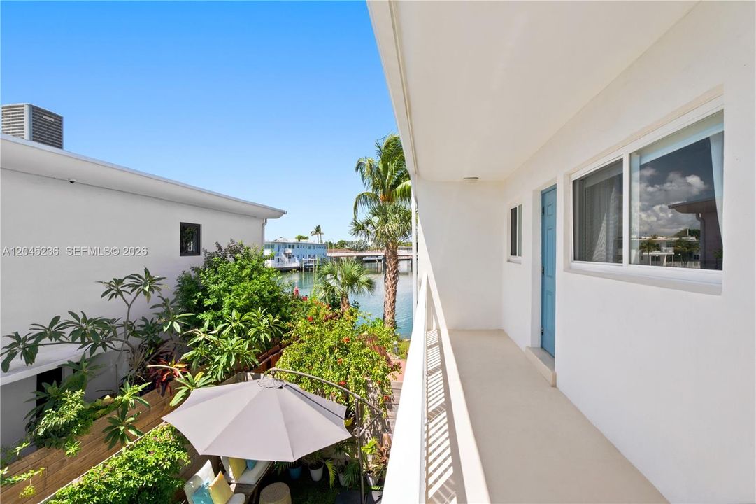 For Rent: $4,750 (3 beds, 2 baths, 1632 Square Feet)