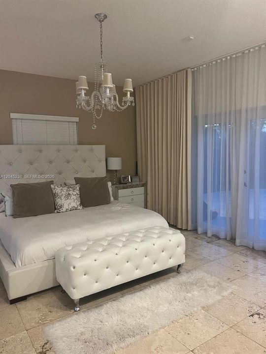 На продажу: $950,000 (3 спален, 2 ванн, 1826 Квадратных фут)