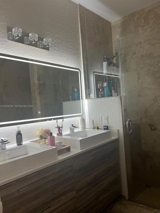 На продажу: $950,000 (3 спален, 2 ванн, 1826 Квадратных фут)