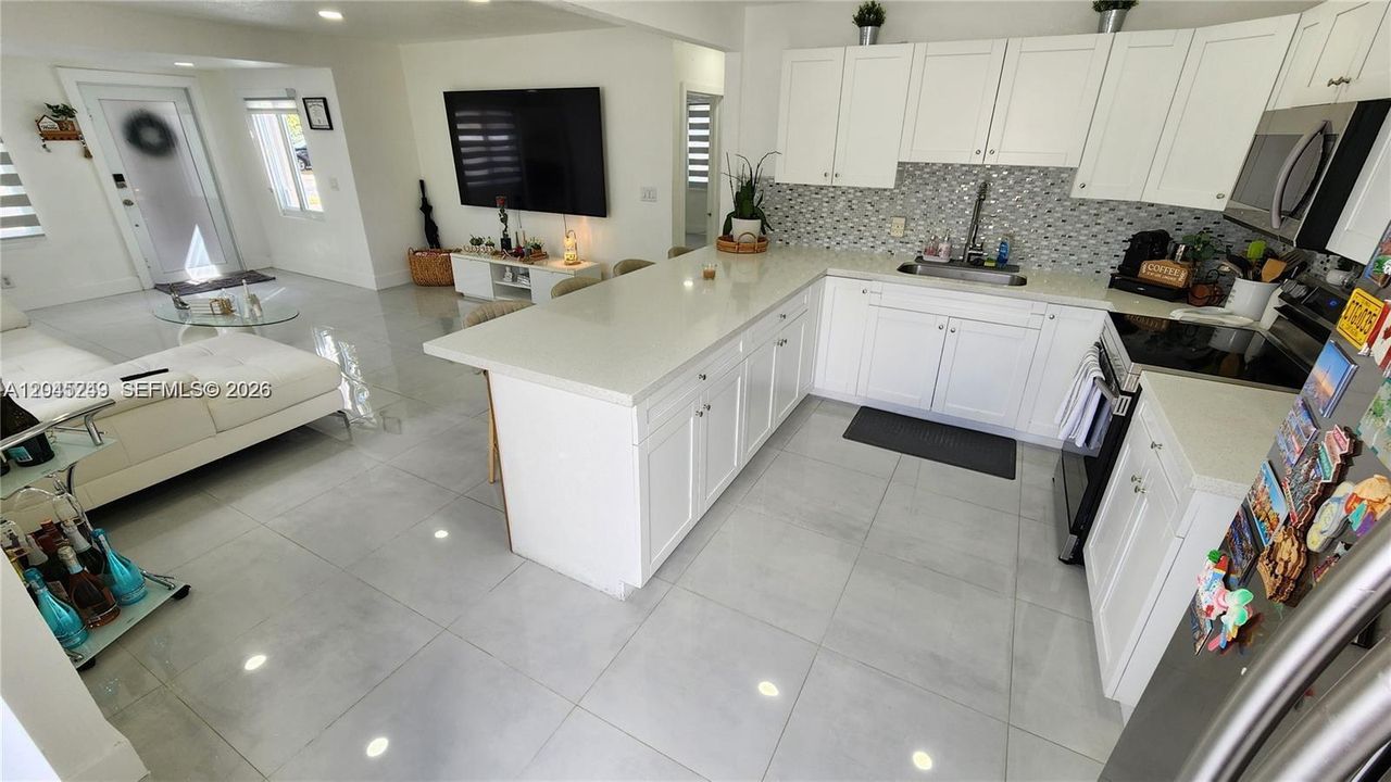 For Rent: $4,000 (4 beds, 2 baths, 1355 Square Feet)