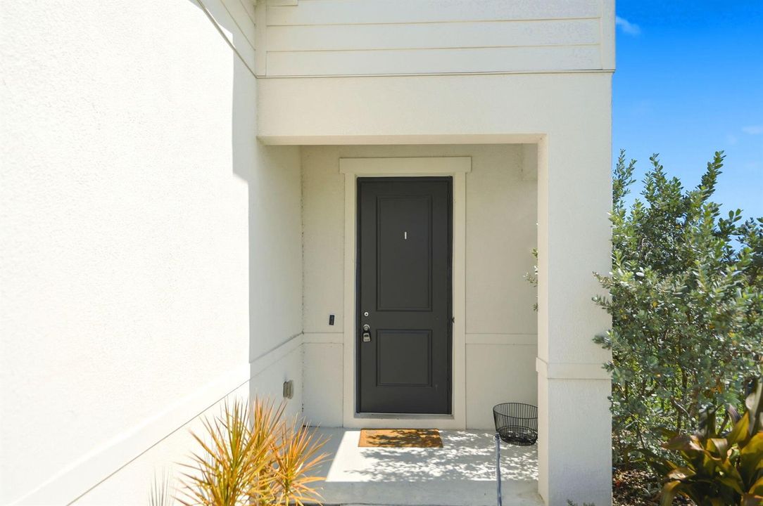 10-web-or-mls-10739-sw-vasari-way