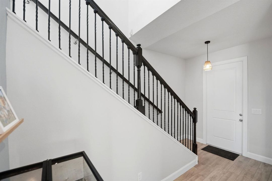 40-web-or-mls-10739-sw-vasari-way